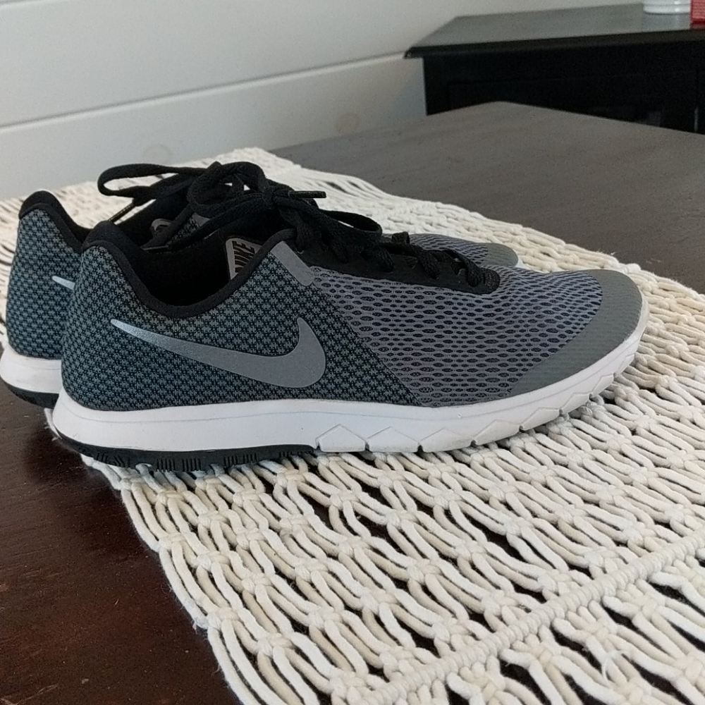 Women's Nike shoes